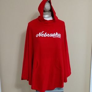 NEW Nebraska Cornhuskers Cape Poncho Kanga Pouch Hood Women's Renu Bruzer O/S